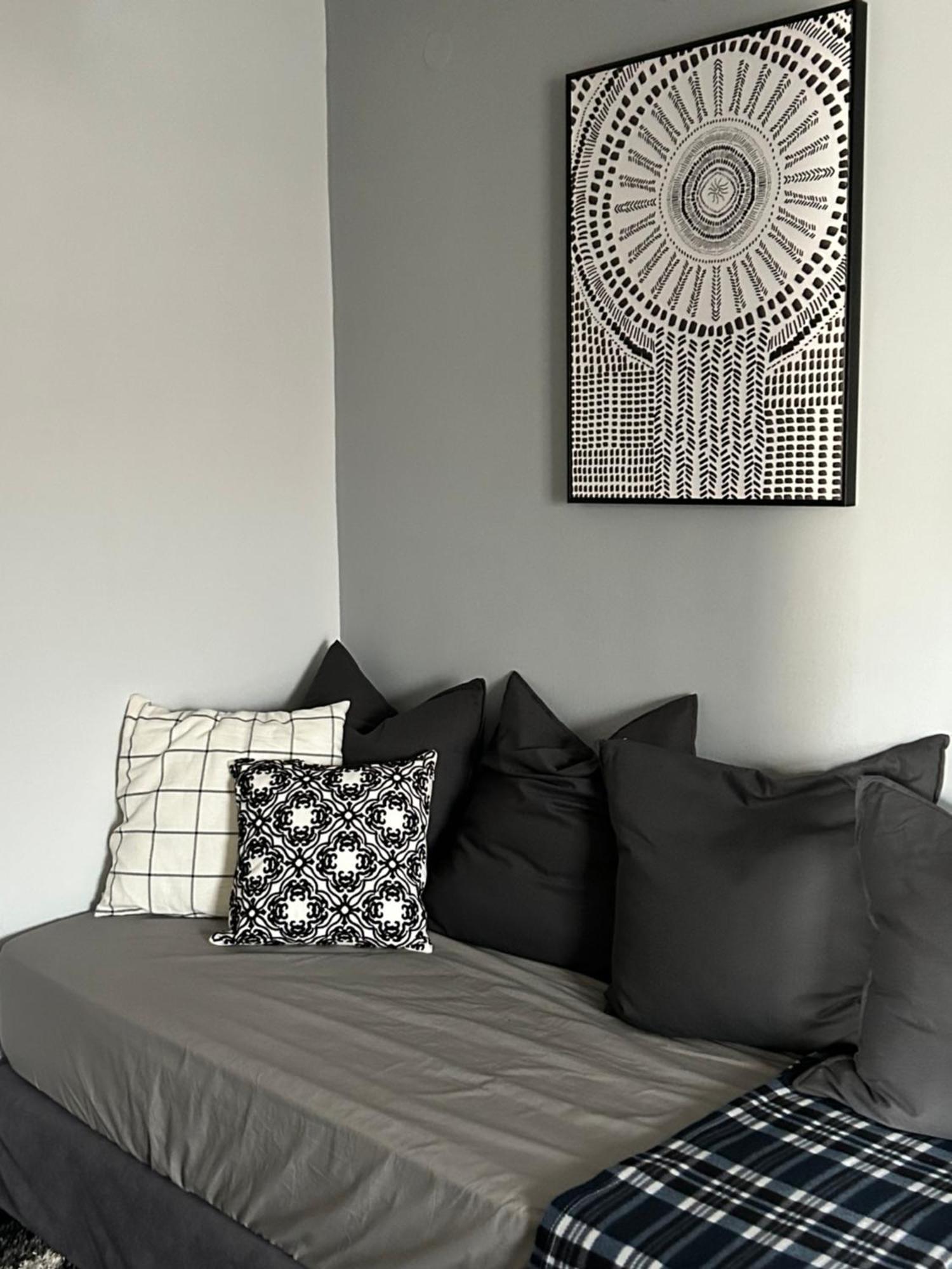 Beautiful Apartment Next To Metro Station Афины Экстерьер фото