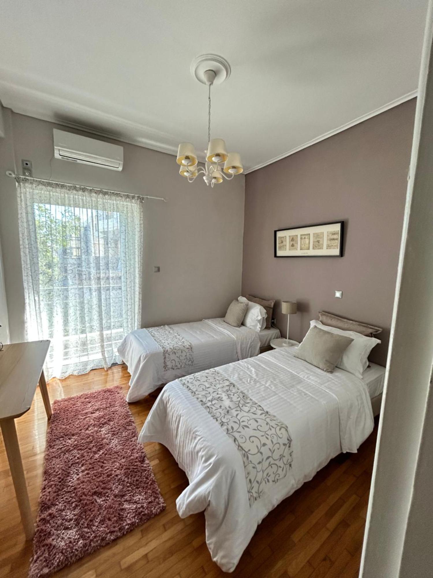 Beautiful Apartment Next To Metro Station Афины Экстерьер фото